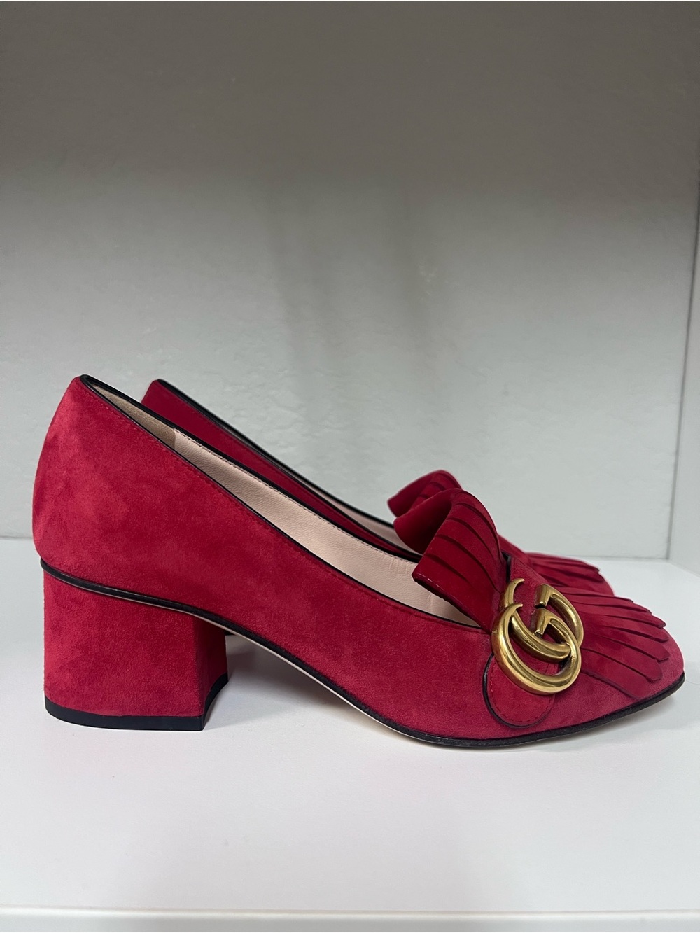 Gucci Red Suede Fringe Loafers with Gold Hardware - Picture 3 of 5